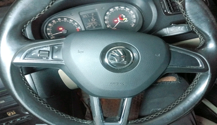 2015 Skoda Rapid 1.5 TDI CR STYLE PLUS AT, Diesel, Automatic, 2,33,270 km, interior