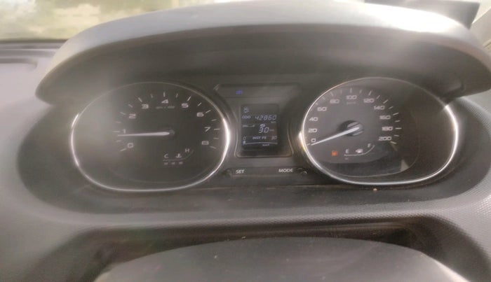 2018 Tata Tiago XZ PETROL, Petrol, Manual, 42,860 km, interior