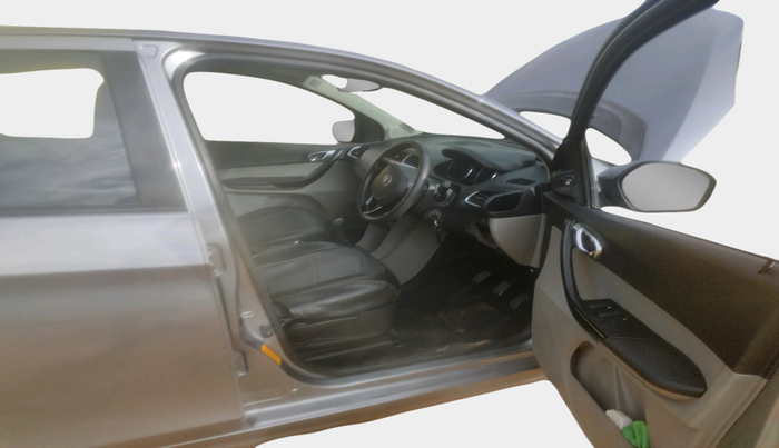 2018 Tata Tiago XZ PETROL, Petrol, Manual, 42,860 km, interior