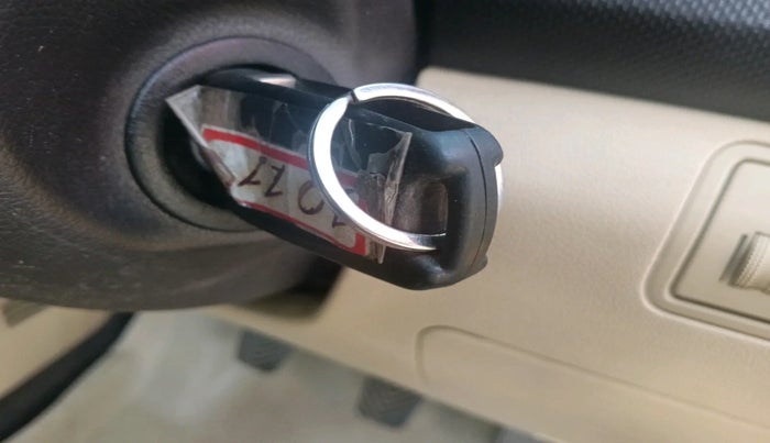 2012 Hyundai Verna FLUIDIC 1.6 CRDI SX, Diesel, Manual, 1,16,961 km, interior