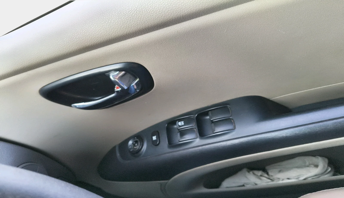 2012 Hyundai i10 SPORTZ 1.2 AT, Petrol, Automatic, 96,949 km, interior