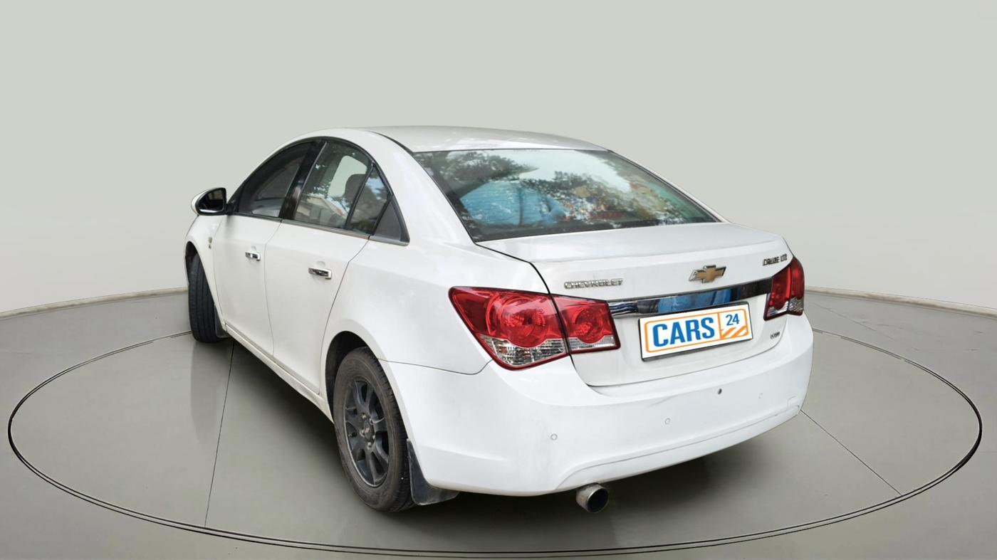 2011 Chevrolet Cruze LTZ, Diesel, Manual, 1,09,008 km, exterior