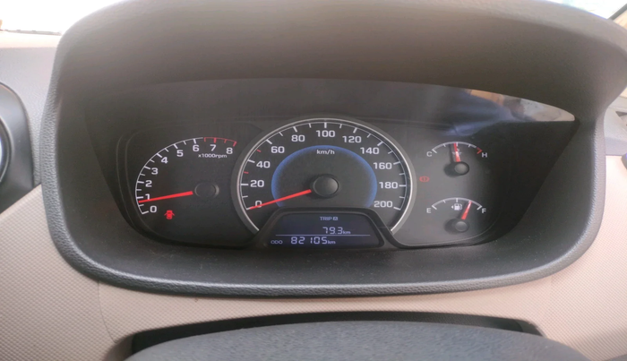 2015 Hyundai Grand i10 SPORTZ 1.2 KAPPA VTVT, Petrol, Manual, 82,105 km, interior