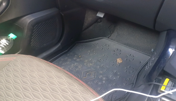 2022 Renault Kiger RXZ TURBO CVT DUAL TONE, Petrol, Automatic, 24,491 km, interior