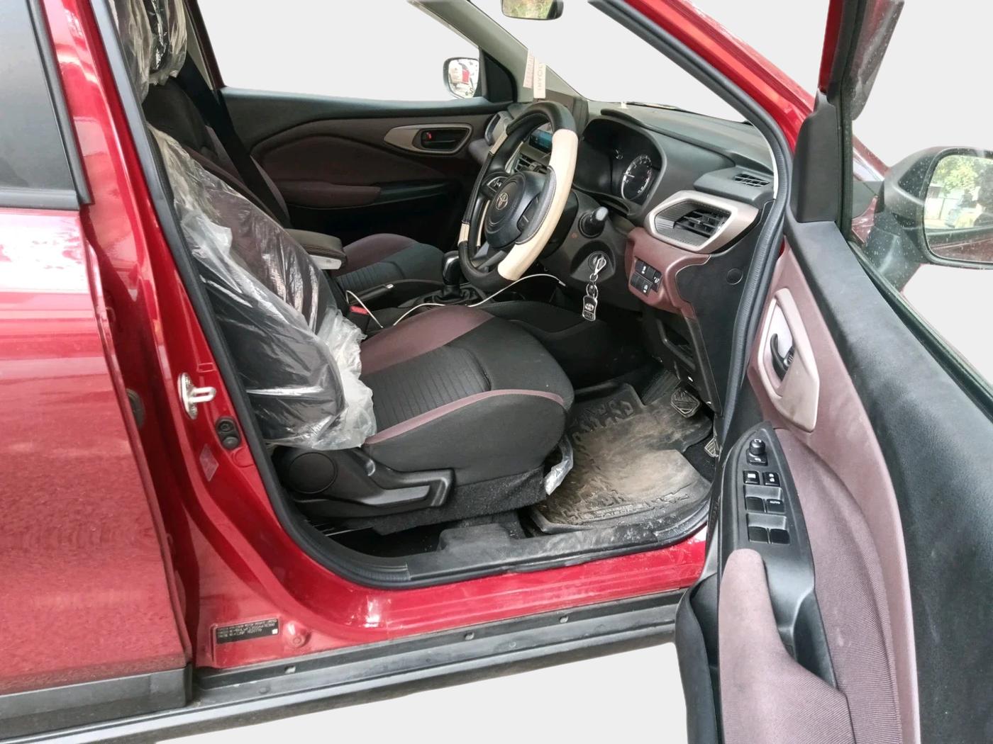 2025 Toyota Urban Cruiser Taisor S Plus 1.2 Petrol AMT, Petrol, Automatic, 6,168 km, interior