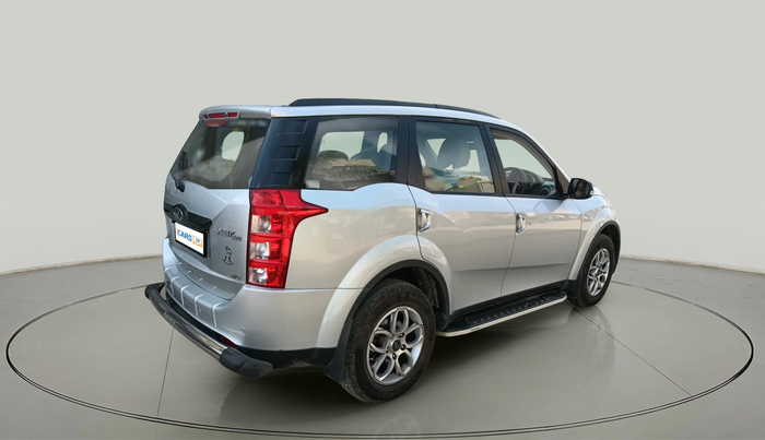 2017 Mahindra XUV500 W6, Diesel, Manual, 73,475 km, exterior