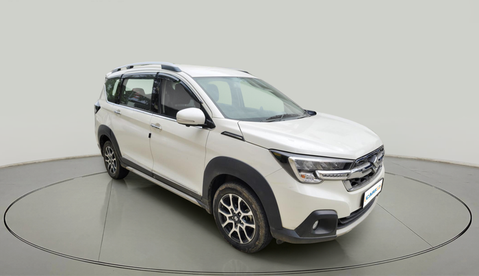 2022 Maruti XL6 ALPHA PLUS MT, Petrol, Manual, 38,617 km, exterior