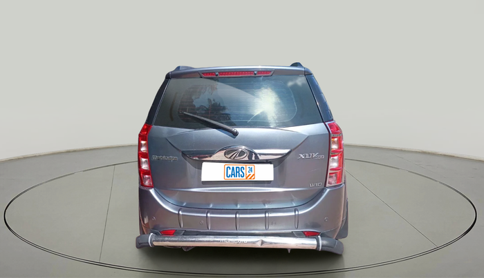 2015 Mahindra XUV500 W10, Diesel, Manual, 1,16,612 km, exterior