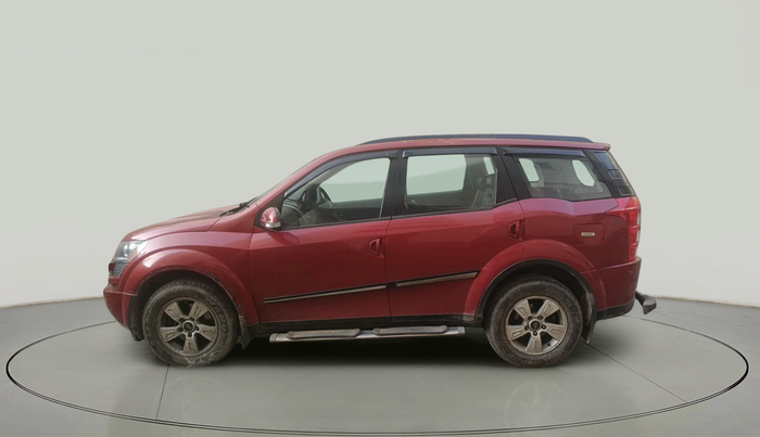 2013 Mahindra XUV500 W8, Diesel, Manual, 2,36,884 km, exterior