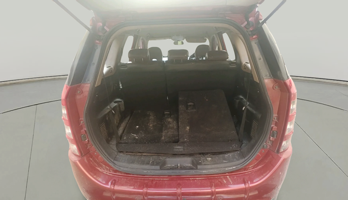 2013 Mahindra XUV500 W8, Diesel, Manual, 2,36,884 km, exterior