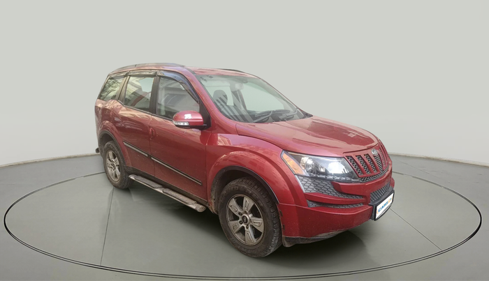 2013 Mahindra XUV500 W8, Diesel, Manual, 2,36,884 km, exterior