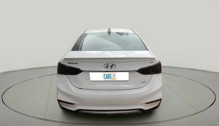 2018 Hyundai Verna 1.6 VTVT SX (O) AT, Petrol, Automatic, 35,412 km, exterior