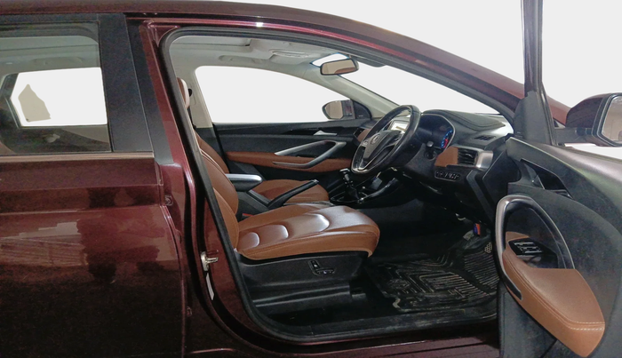 2020 MG HECTOR PLUS SHARP 2.0 DIESEL TURBO MT 6-STR, Diesel, Manual, 64,207 km, interior