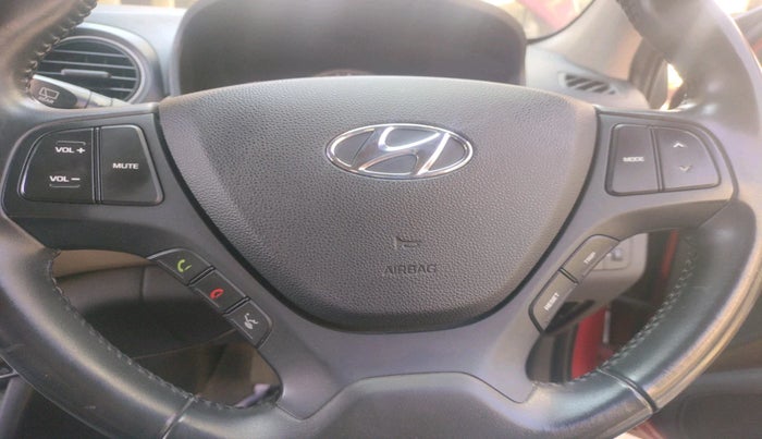 2017 Hyundai Grand i10 ASTA 1.2 KAPPA VTVT, Petrol, Manual, 68,612 km, interior