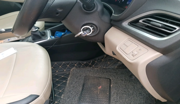 2022 Hyundai Verna S PLUS 1.5 CRDI, Diesel, Manual, 56,823 km, interior
