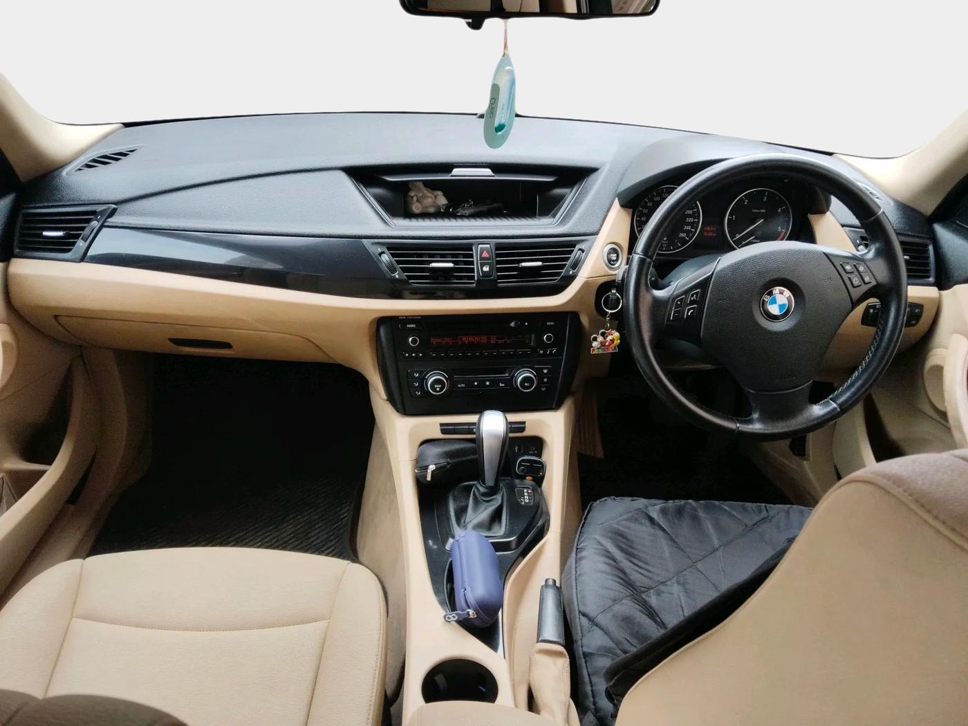 2011 BMW X1 sDrive20d, Diesel, Automatic, 1,12,100 km, interior