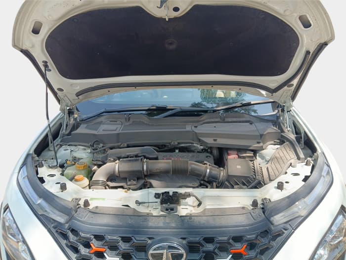 2023 Tata Safari XZA PLUS O ADVENTURE, Diesel, Automatic, 27,500 km, exterior
