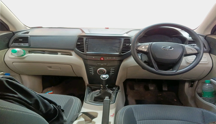 2022 Mahindra XUV300 W6 1.5 Sunroof Diesel, Diesel, Manual, 67,730 km, interior