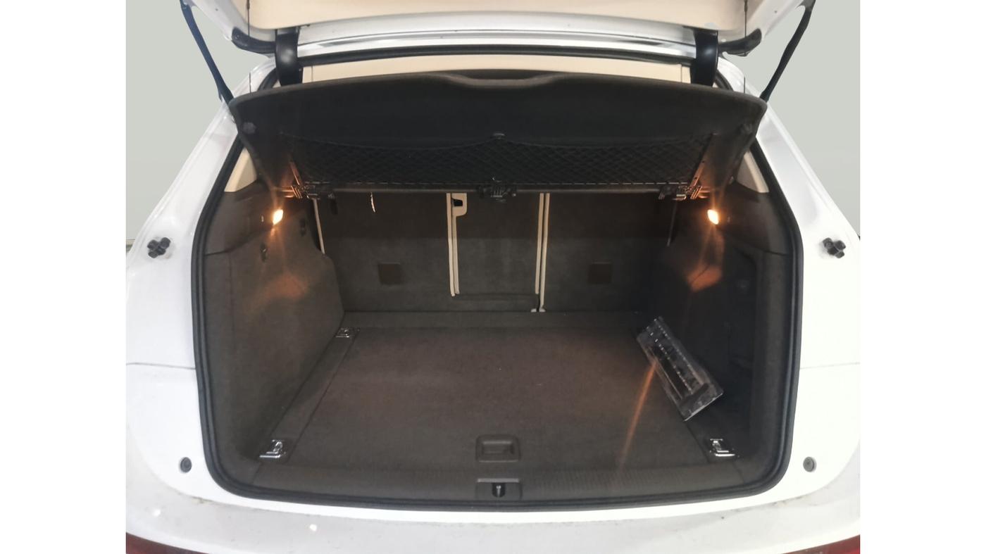 2013 Audi Q5 2.0 TDI QUATTRO, Diesel, Automatic, 1,71,739 km, exterior