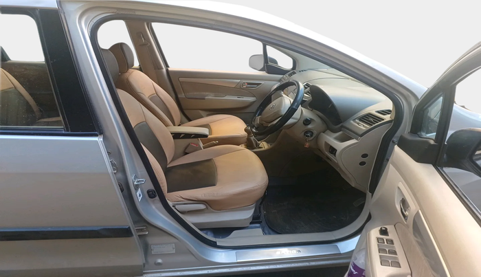 2012 Maruti Ertiga VDI, Diesel, Manual, 1,75,000 km, interior