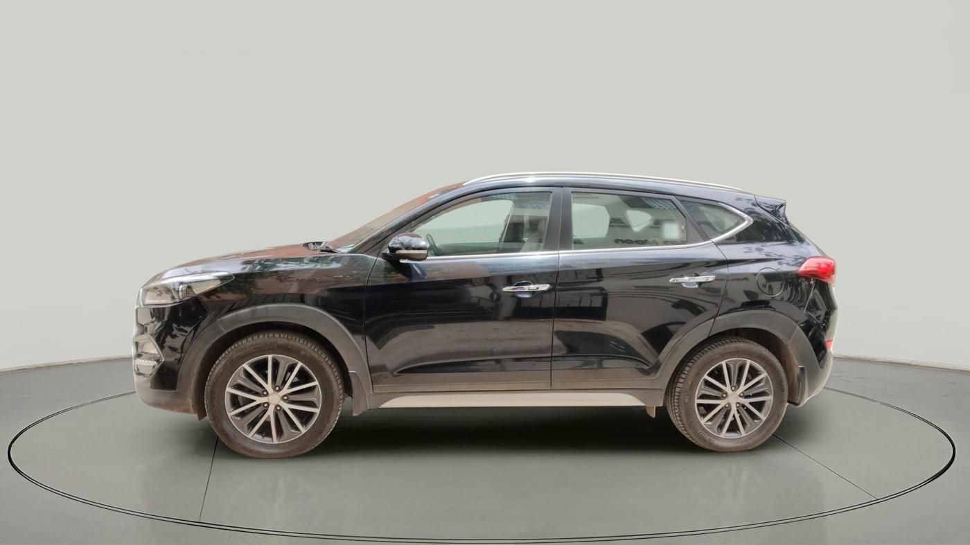 2018 Hyundai Tucson 2WD AT GL DIESEL
, Diesel, Automatic, 1,08,399 km, exterior
