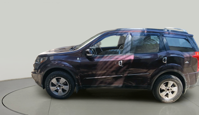 2015 Mahindra XUV500 W8, Diesel, Manual, 62,000 km, exterior