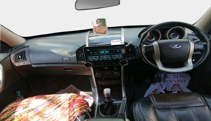 2015 Mahindra XUV500 W8, Diesel, Manual, 62,000 km, interior