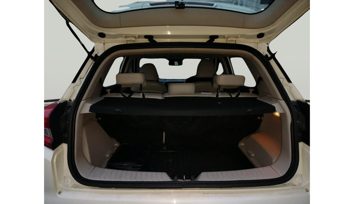 2019 Mahindra XUV300 W8 (O) 1.5 DIESEL AMT, Diesel, Automatic, 89,438 km, exterior