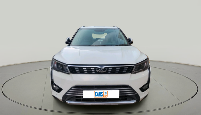 2019 Mahindra XUV300 W8 (O) 1.5 DIESEL AMT, Diesel, Automatic, 89,438 km, exterior