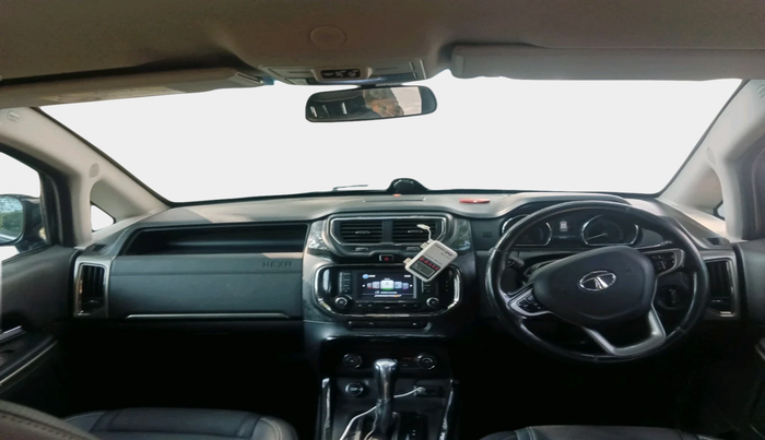 2017 Tata Hexa XTA 4X2 7 STR, Diesel, Automatic, 1,24,332 km, interior