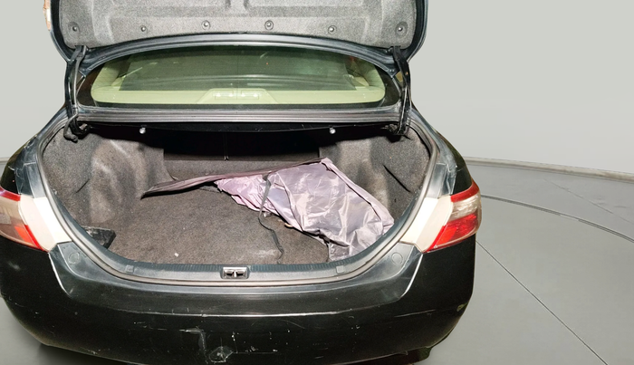 2010 Toyota Camry W4 AT, Petrol, Automatic, 1,20,811 km, exterior