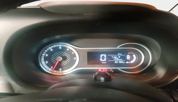 2022 Hyundai GRAND I10 NIOS ASTA 1.2 KAPPA VTVT, Petrol, Manual, 30,180 km, interior