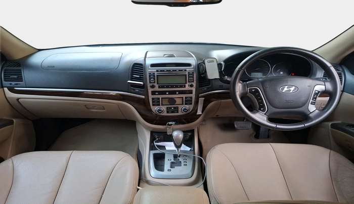 2013 Hyundai Santa Fe 4 WD AT, Diesel, Automatic, 60,098 km, interior