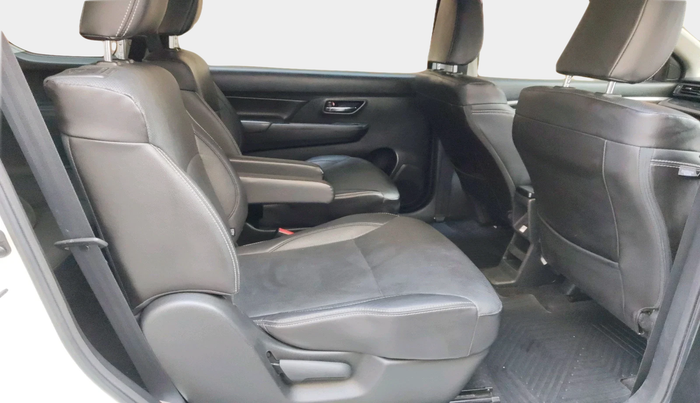 2022 Maruti XL6 ALPHA AT, Petrol, Automatic, 26,054 km, interior