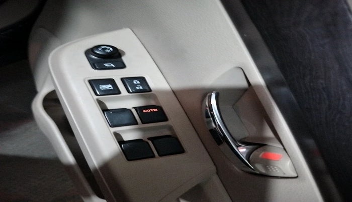 2024 Maruti Ertiga ZXI+ SHVS, Petrol, Manual, 7,424 km, interior