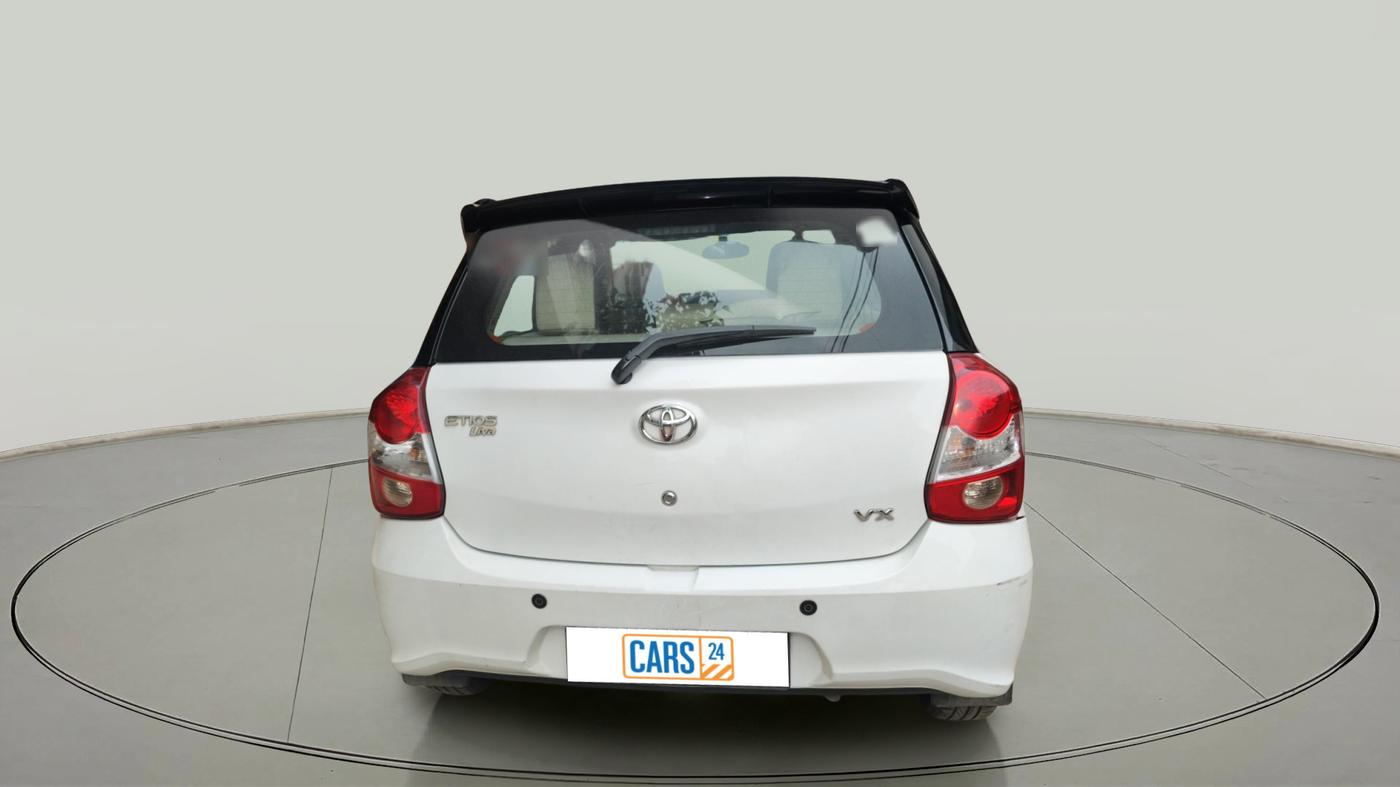 2019 Toyota Etios Liva VX DUAL TONE, Petrol, Manual, 50,434 km, exterior