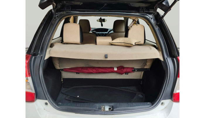 2019 Toyota Etios Liva VX DUAL TONE, Petrol, Manual, 50,434 km, exterior