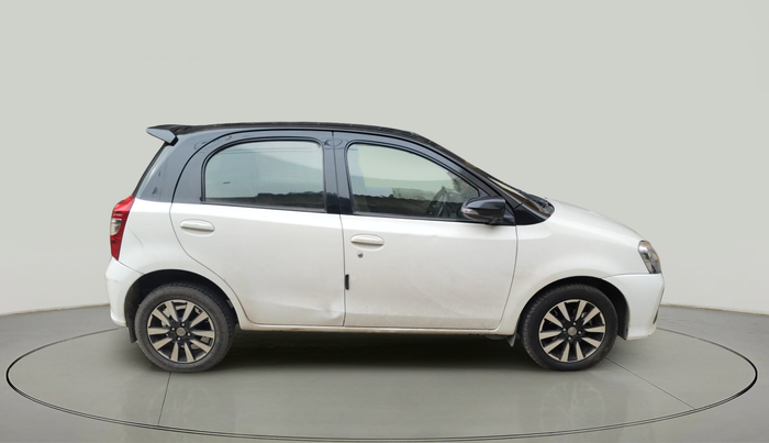 2019 Toyota Etios Liva VX DUAL TONE, Petrol, Manual, 50,434 km, exterior