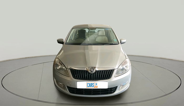 2013 Skoda Rapid AMBITION 1.6 MPI MT, Petrol, Manual, 57,471 km, exterior