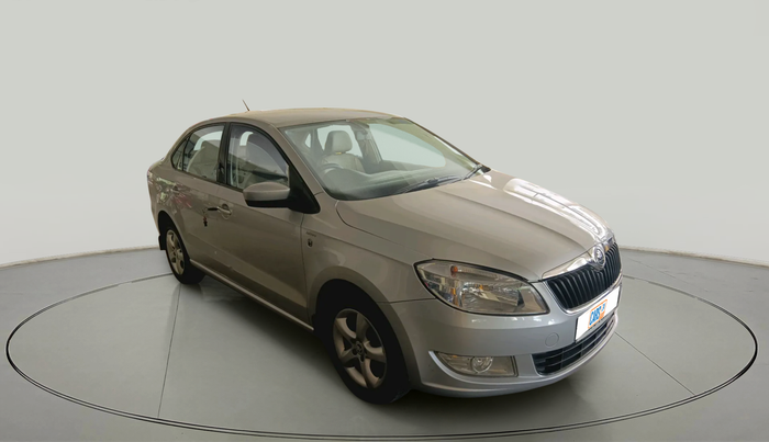 2013 Skoda Rapid AMBITION 1.6 MPI MT, Petrol, Manual, 57,471 km, exterior