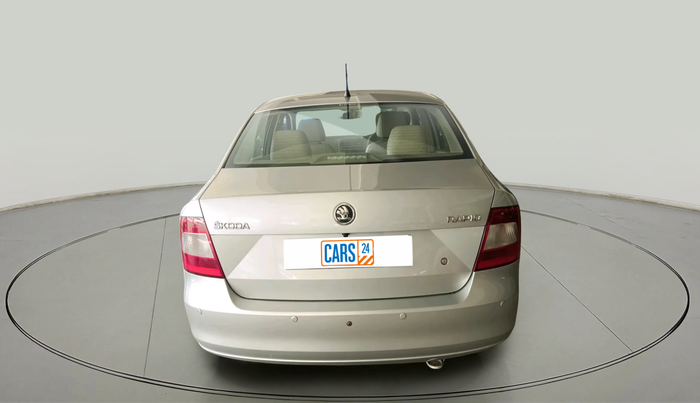 2013 Skoda Rapid AMBITION 1.6 MPI MT, Petrol, Manual, 57,471 km, exterior