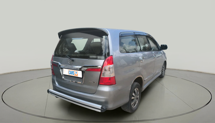 2015 Toyota Innova 2.5 VX 8 STR, Diesel, Manual, 1,88,681 km, exterior