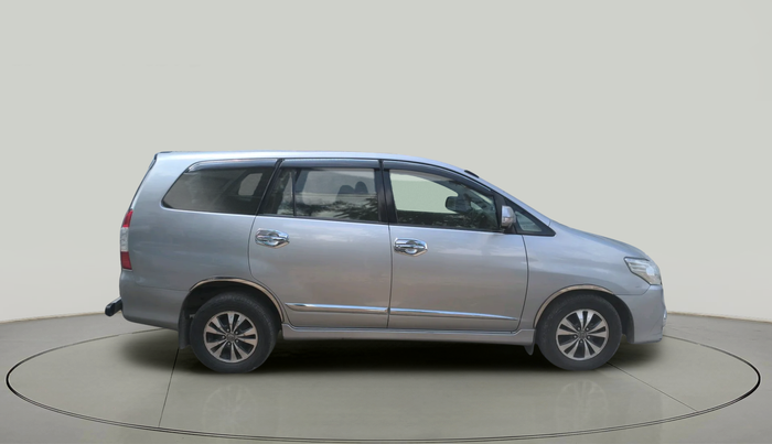 2015 Toyota Innova 2.5 VX 8 STR, Diesel, Manual, 1,88,681 km, exterior