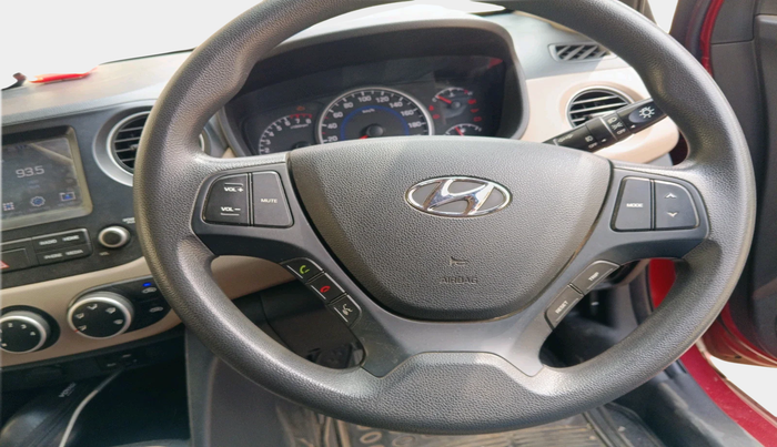 2017 Hyundai Grand i10 SPORTZ (O) 1.2 KAPPA VTVT, Petrol, Manual, 38,699 km, interior