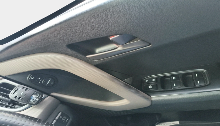 2017 Hyundai Creta SX PLUS 1.6 PETROL, Petrol, Manual, 1,10,800 km, interior