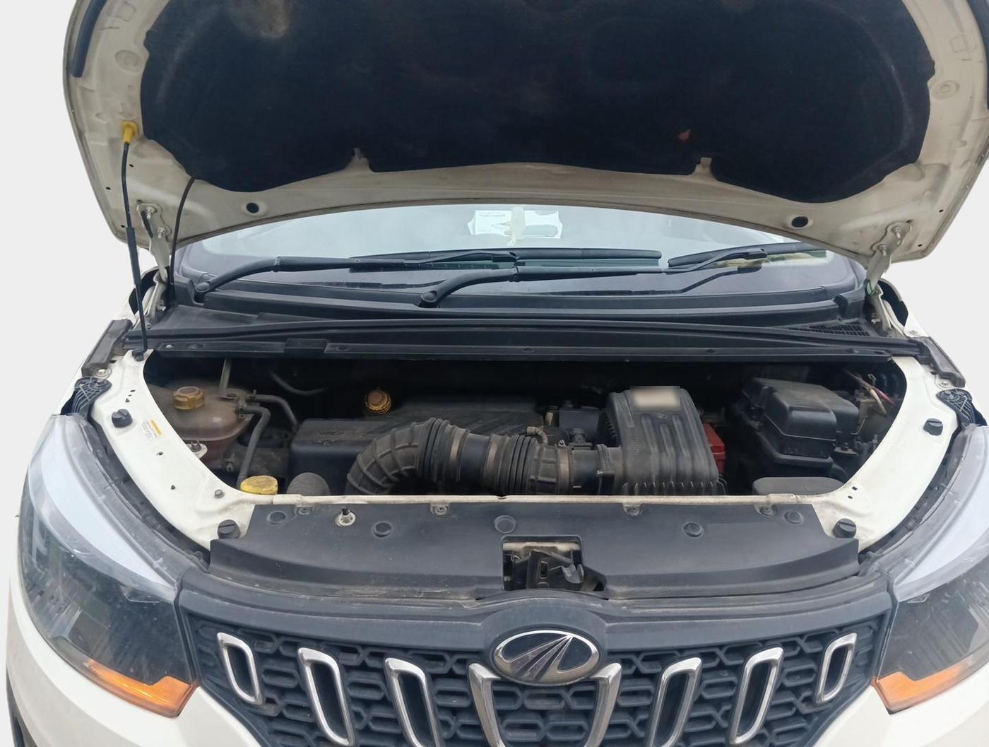 2020 Mahindra MARAZZO M8 8 STR, Diesel, Manual, 90,000 km, exterior