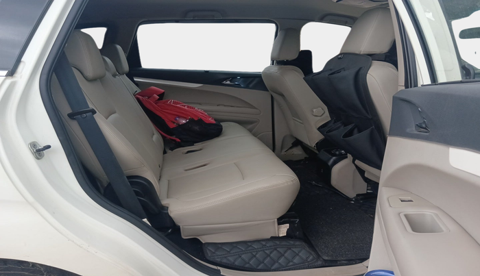 2020 Mahindra MARAZZO M8 8 STR, Diesel, Manual, 88,773 km, interior