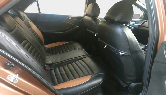 2015 Hyundai i20 Active 1.4 S, Diesel, Manual, 1,49,006 km, interior