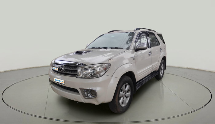2010 Toyota Fortuner 3.0 4X4 MT, Diesel, Manual, 1,44,584 km, exterior