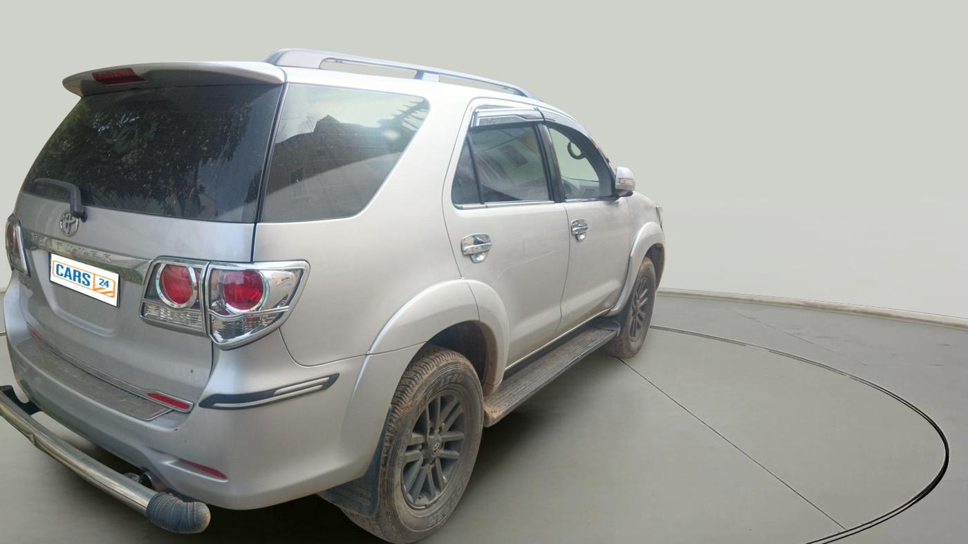 2012 Toyota Fortuner 3.0 4X2 MT, Diesel, Manual, 1,57,248 km, exterior